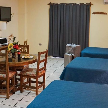 Hotel Las Fuentes Los Mochis Exteriér fotografie