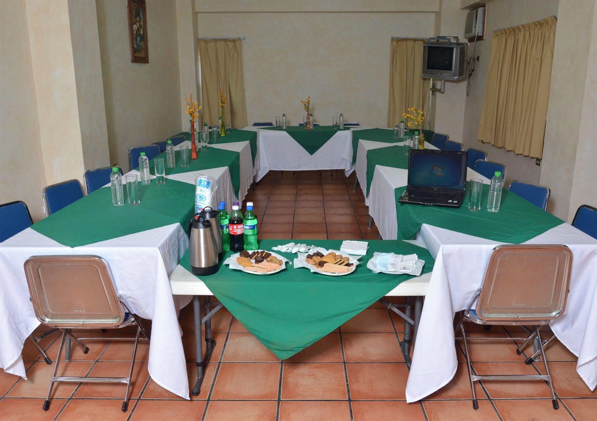 Hotel Las Fuentes Los Mochis Exteriér fotografie